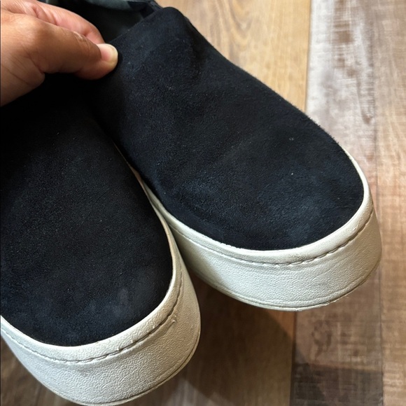 Vince Warren Black Slip-On Platform Sneakers - Picture 3 of 7